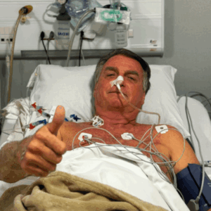 Bolsonaro deve ser operado em Brasília neste domingo