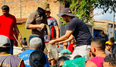 Prefeitura de Pinheiro entrega toneladas de peixe na Semana Santa