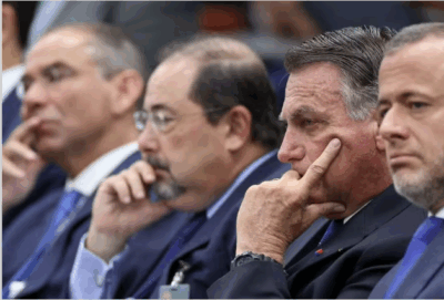 STF encerra sessão e decisão sobre tentativa de golpe fica para quarta-feira (26)