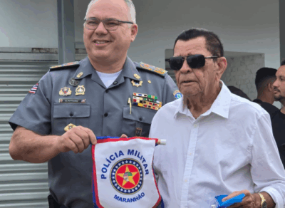 Polícia Militar faz homenagem a tenente reformado de 92 anos