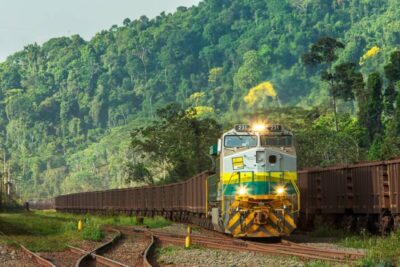 Estrada de Ferro Carajás é desobstruída pelo MST e trens voltam a circular