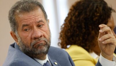 Integrantes do governo defendem que Lupi peça demissão