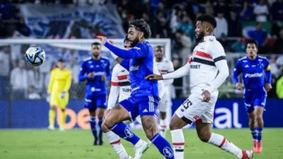 Na estreia de Gabigol e Dudu, Cruzeiro empata com o São Paulo nos EUA