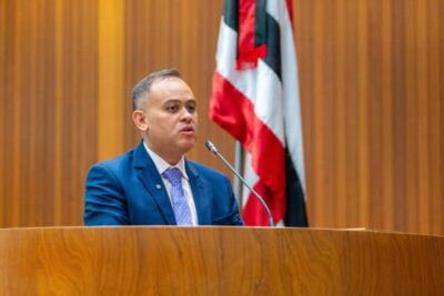 Catulé se destaca como deputado municipalista