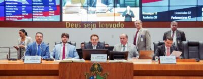 Plenário aprova MP que institui Programa Bolsa e Prêmio Estudante Destaque Universitário