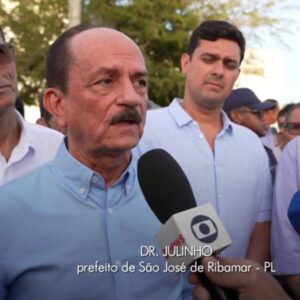 São José de Ribamar: Dr Julinho contrata empresa para aquisição de livros por R$ 11,6 milhões