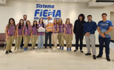 Equipe Falcons faz visita de cortesia ao presidente da Federação das Indústrias