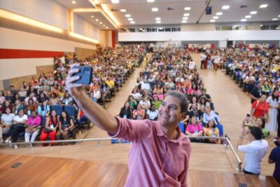 Braide anuncia reajuste salarial de 6,5% para professores da rede municipal de ensino durante abertura da Jornada Pedagógica 2025