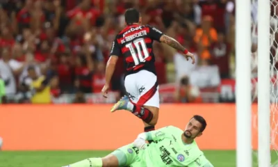 Flamengo reassume liderança enquanto Vasco e Corinthians perdem de virada