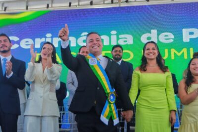 Fred Campos toma posse como prefeito de Paço do Lumiar em cerimônia emocionante