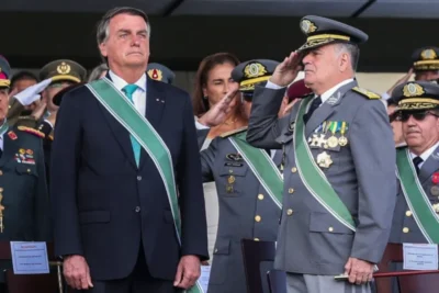 Em depoimento a Alexandre de Moraes, general nega que tenha ameaçado prender Bolsonaro