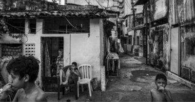 Brasil produz adultos pobres de pais pobres