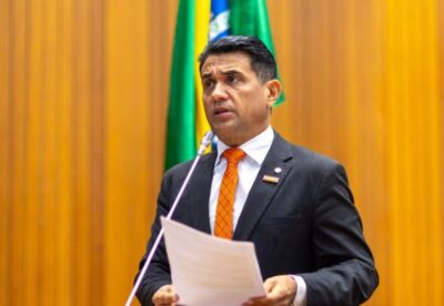 Deputado Wellington propõe emenda ao orçamento 2025 para garantir nomeações e novos concursos