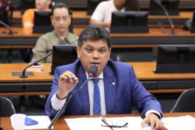 Câmara aprova projeto de Márcio Jerry que obriga inclusão do tema “pessoas com deficiência” em campanhas educativas
