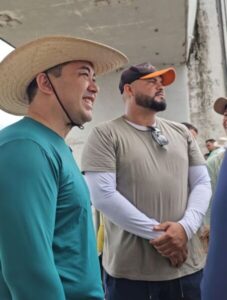 Prefeito de Pinheiro André da RalpNet, acompanha abertura  da comporta do rio Pericumã neste domingo; ação garante tranquilidade à população