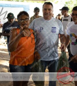 Eduardo DP e Larissa DP promovem entrega de peixes a famílias carentes de Codó