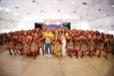 Penha celebra 10 anos de Arraial da FelizIdade com cultura, inclusão e alegria da terceira idade