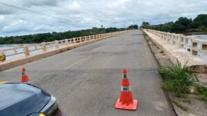 Ponte sobre o Rio Pindaré, na BR-316, é totalmente interditada por conta de problemas na infraestrutura
