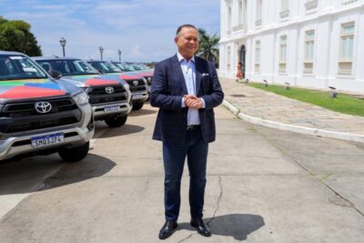 Governo entrega 18 novos veículos e renova frota das Unidades Regionais de Saúde (URS)