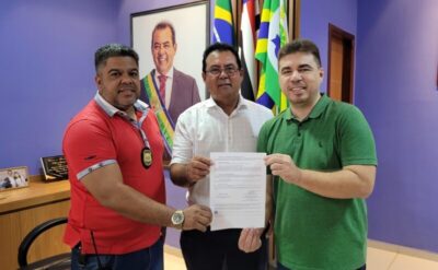 Prefeito Raimundinho da Audiolar anuncia concurso público em Presidente Dutra e assina termo de doação de viatura para Guarda Municipal