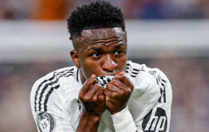Vinícius Júnior é eleito o melhor jogador do mundo no Fifa The Best 2024