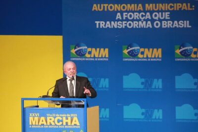 Roberto Costa e prefeitos maranhenses participam da abertura da marcha em Brasília
