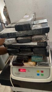 PMMA intercepta ônibus e apreende mais de R$ 250 mil em entorpecentes em Grajaú