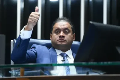 PF deve ouvir senador maranhense no caso dos descontos de mais de R$ 6 bilhões de aposentados e pensionistas