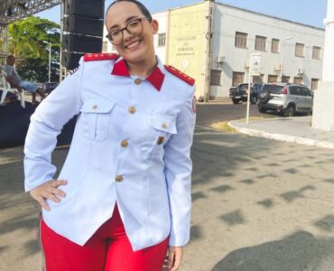Aluna do Colégio Militar 02 de Julho fica no primeiro lugar em Medicina na USP