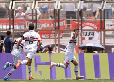 São Paulo ganha Corinthians de virada e conquista a Copinha pela quinta vez