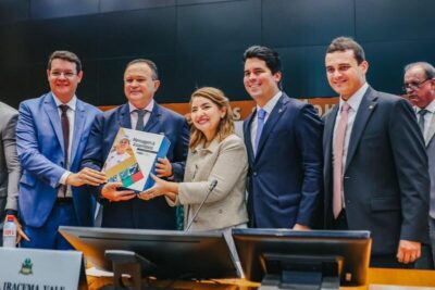 DEPUTADA IRACEMA VALE DESTACA COMEMORAÇÕES PELOS 190 ANOS DA ASSEMBLEIA NA ABERTURA DO ANO LEGISLATIVO