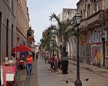 Pequeno calçadão da Rua de Nazaré liga as praças João Lisboa e Benedito Leite