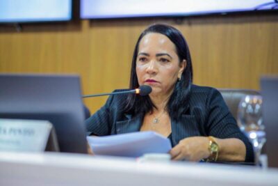 Concita Pinto busca conscientização de jovens sobre importância do voto