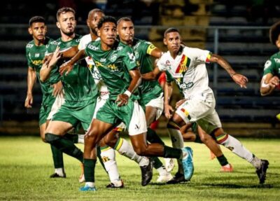 Sampaio Corrêa arranca empate contra o Altos-PI e segue no G-4 da Série D
