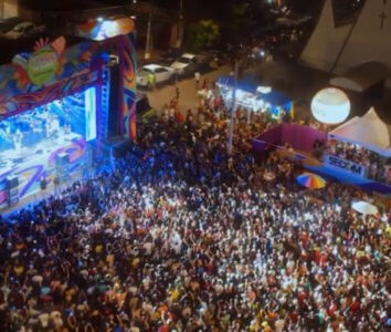 Mais de 50 mil pessoas em plena segunda-feira de Carnaval em Barra do Corda