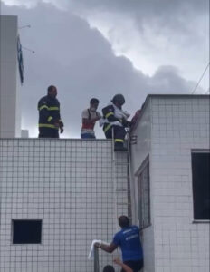 Bombeiro resgata recém-nascido durante incêndio na Maternidade Natus Lumine, em São Luís