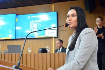 Clara Gomes anuncia requerimento para construção de creche no São Francisco