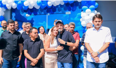 Fernando Pessoa inaugura novas obras e entrega ambulâncias
