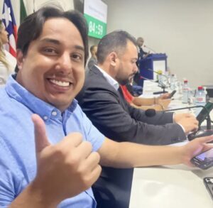 João Igor acompanha vice-governador em Anajatuba e fortalece candidatura a deputado estadual