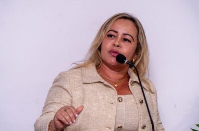 Mary do Mojo toma posse para o segundo mandato na Câmara Municipal de Paço do Lumiar