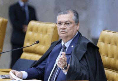 Flávio Dino marca audiência pública para discutir imposição de emendas PIX