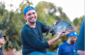 Prefeito Fernando Pessoa inicia entrega de peixes na zona rural de Tuntum