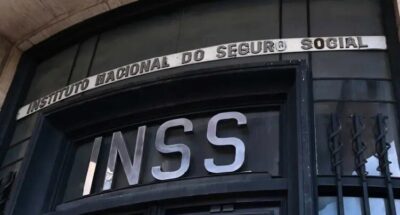 Aposentados não precisam acionar justiça por valores do INSS, diz AGU