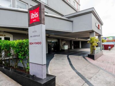 Passageiros da Guanabara passam a ter até 25% de desconto em hotéis Ibis