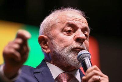 Desgoverno!!! Aprovação de Lula despenca para 24%, a menor de todos os mandatos