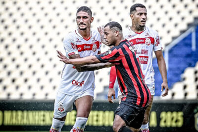 Moto é derrotado pelo Imperatriz em pleno Estádio Castelão