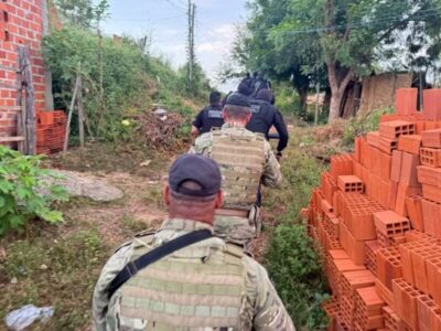 Blogueira conhecida como Arlequina PRT 01 é presa no MA