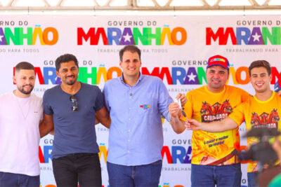 Orleans Brandão lidera entrega de obras e serviços em Loreto