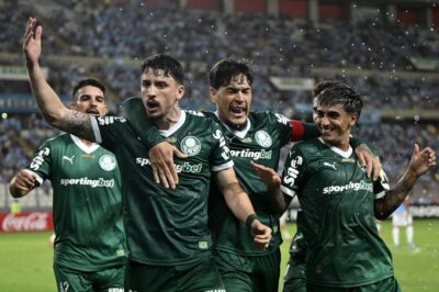 Palmeiras e Flamengo vencem e duelo Bahia x Internacional fica no empate