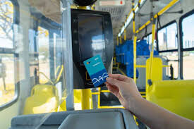 Passe livre para estudantes em ônibus depende de ações da câmara e prefeitura